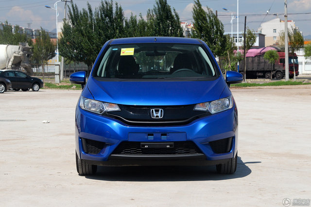 2014 ɶ 1.5L LX CVT