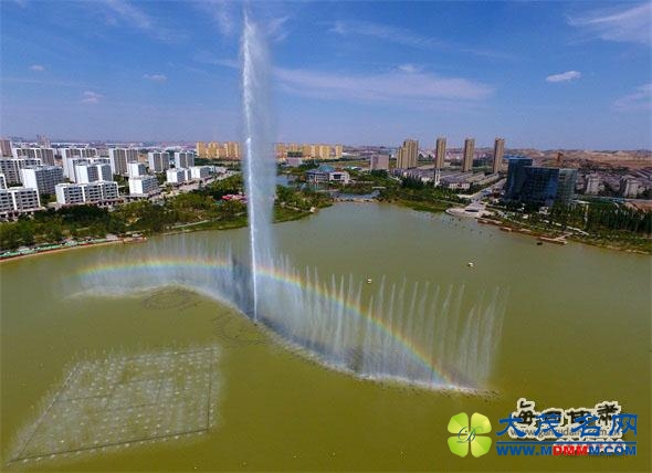 全国网媒聚焦兰州新区 看昔日戈壁变“水城”(图)