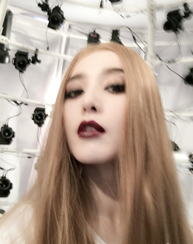 ɱأǳŮ 촽ɫҰ