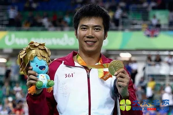 男子自行车3公里C2级，中国选手梁贵华夺金。