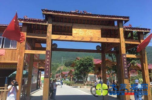 【网络媒体走转改】震后的芦山白伙村心怀感恩奔小康