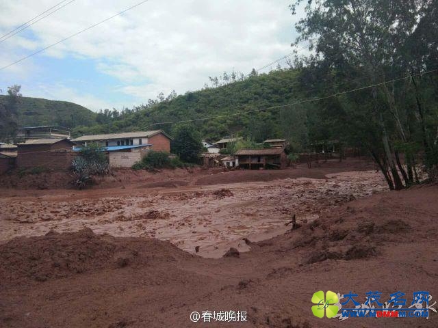 成昆铁路因水害塌方 致多趟列车停运或迂回