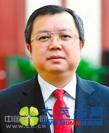 河北省委常委、政法委书记董仚生辞去副省长职务