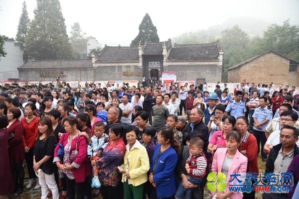 【网络媒体走转改】“长征路上奔小康”主题采访活动开启河南时间