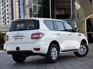 ղ() ; 2017 4.0L SEж