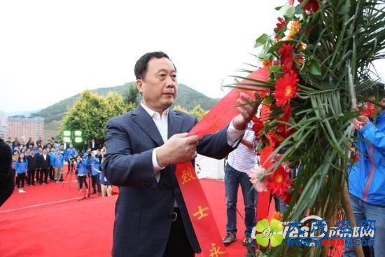 “长征路上奔小康”大型主题集体采访活动圆满结束