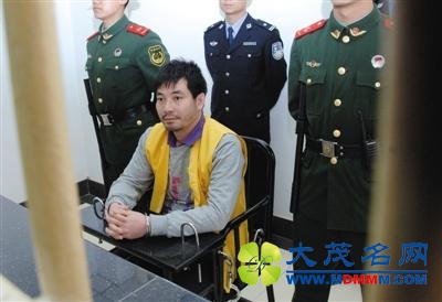 13中国人被杀追踪：老挝军人曾包围罪犯 因天黑不查
