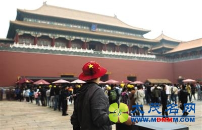 故宫昨日门票9点半全售完 每分钟卖出160张票