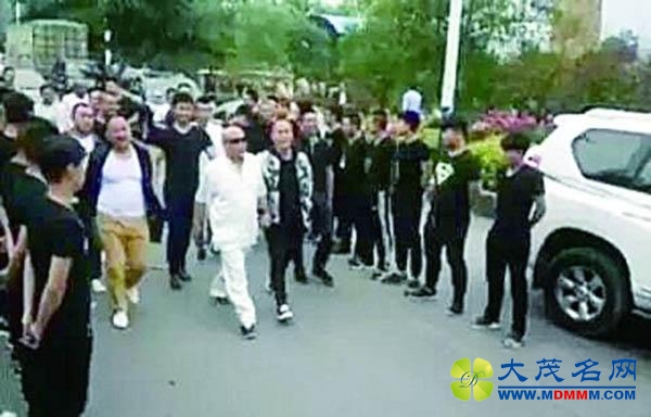 山西黑老大涉聚众扰乱秩序案将开庭 减刑已撤销