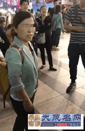 “中国游客叫板韩国黑导游”引热议 导游道歉
