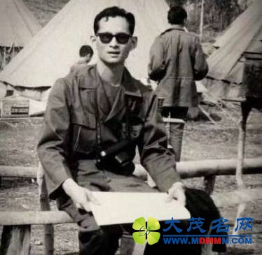 70年间，泰王如何从海归成长为粉碎20次政变神君(图)
