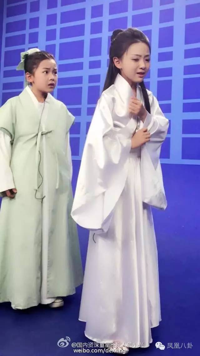 7、8岁孩子翻拍的《新白娘子传奇》竟然这么好看！