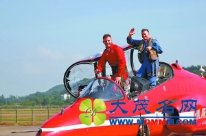 Ӣ麣