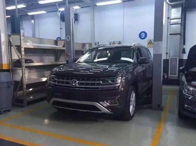 дSUV 2.5T V6