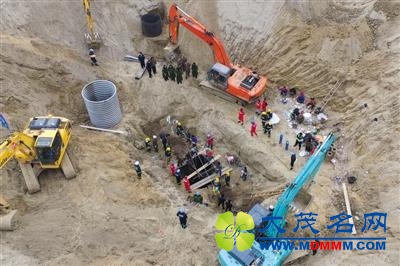 救援持续80小时未见坠井男童 距井底还有两米深