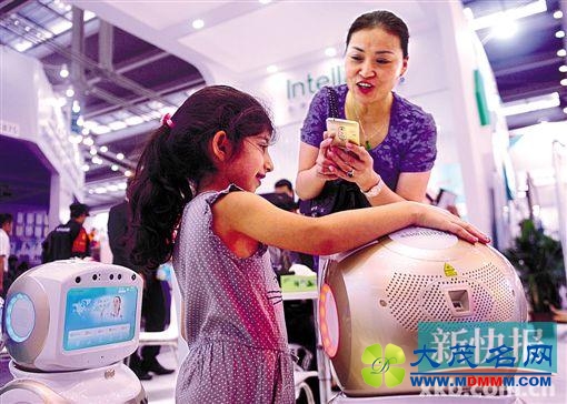 用意念控制无人机！高交会展品真的很“高新”（图）