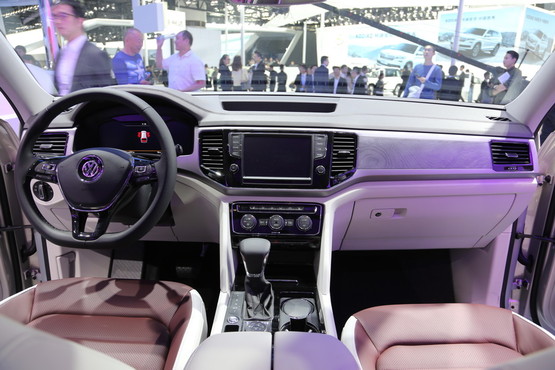 Teramont λдSUV