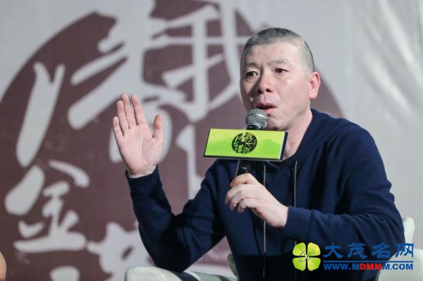冯小刚：嘴巴抽到我这儿了，但六爷我是不怕事儿的