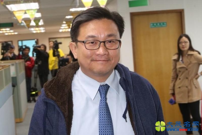 绿委建议邀达赖赴台 妄想“让北京跳起来”