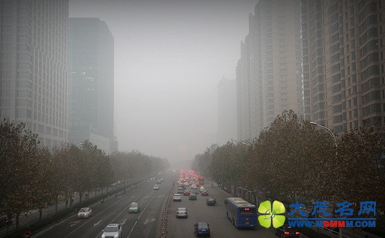 济南划定大气污染物控制区：核心区禁止新建违规项目