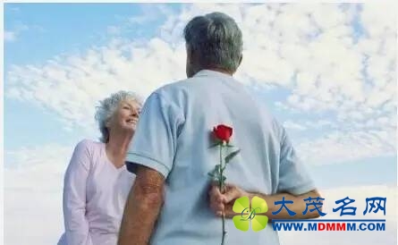 60긾Ůܣֻ޷ɷ