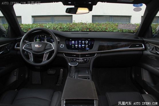 CT6 PHEV 55.88Ԫ