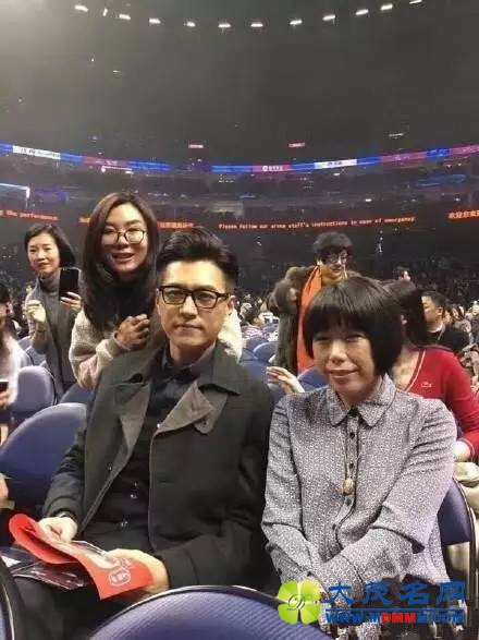 王菲演唱会大咖云集观众刷屏，却心疼坏了一大票粉丝