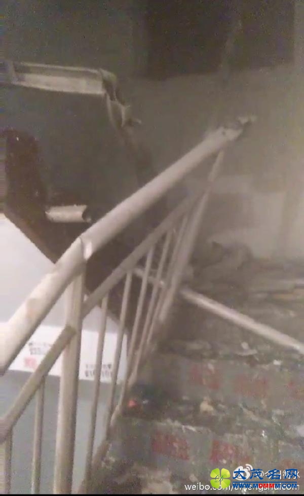 河北衡水一小区爆炸2死1伤 是否氢气罐爆炸正调查