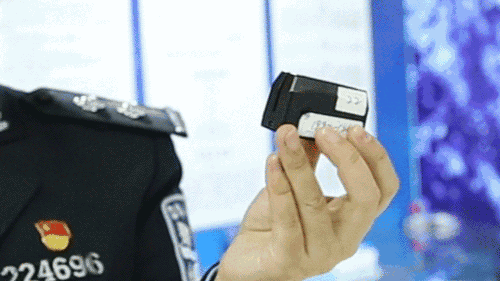 0 (1).gif