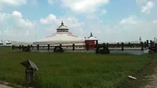 136.jpg