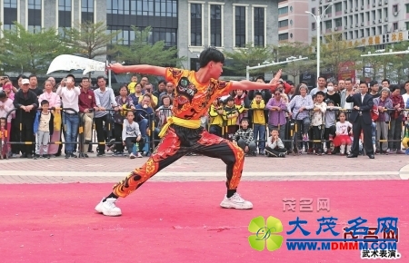 0d19aa53776231b7f50a1bef9b9410fa.jpg