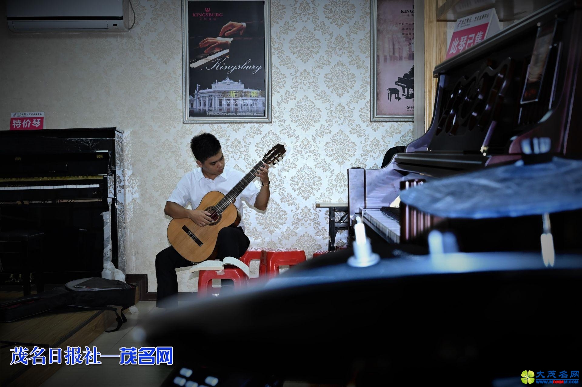 329ccf971d619177049ff01f8cb34cc0.jpeg